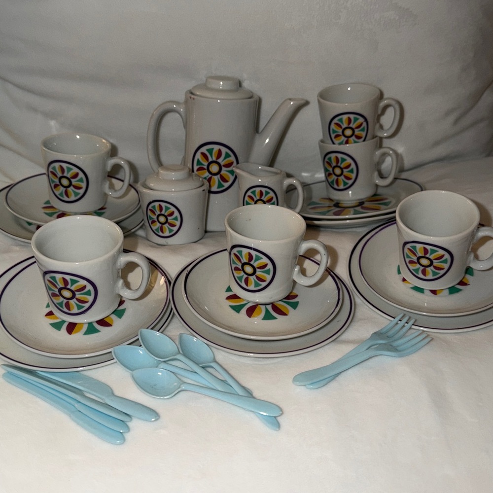 Vintage Childs Porcelain Teapot,  31 pc. Set